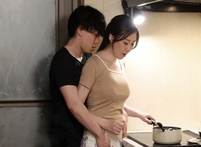 Bà mẹ kế chịch con chồng