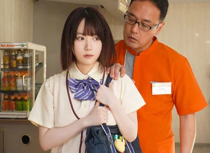 Quản lý của cửa hàng xử lý em gái ăn cắp vặt tại cửa hàng