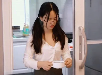 Chị gái bị cha dượng cướp đi sự trong trắng